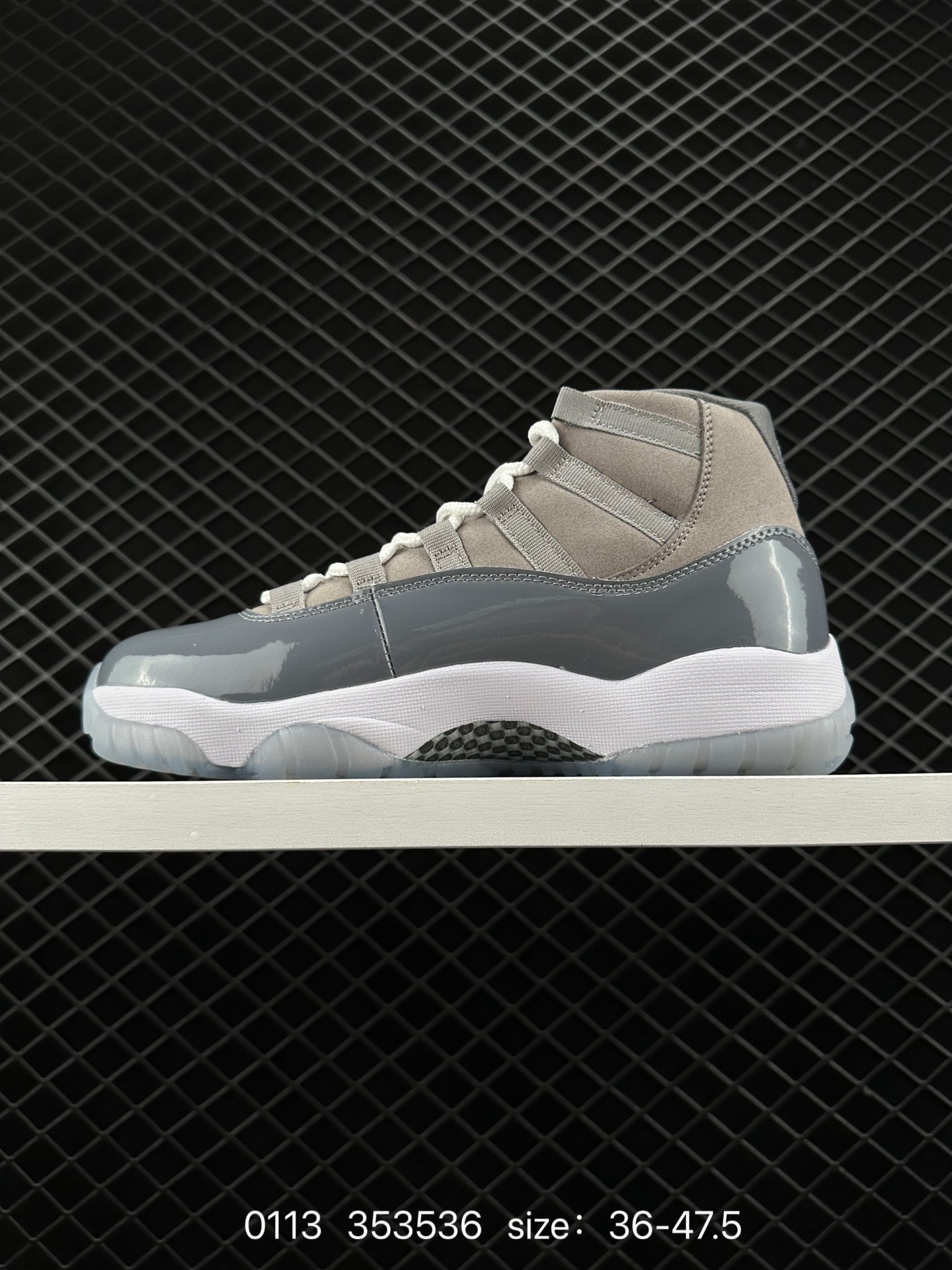 Nike Air Jordan 11 Retro Low LE